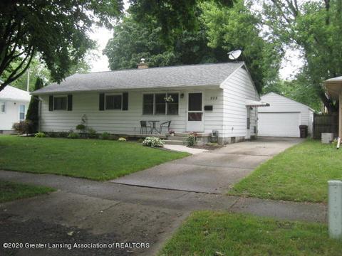 205 E Syringa Dr, Lansing, MI 48910 photo 1