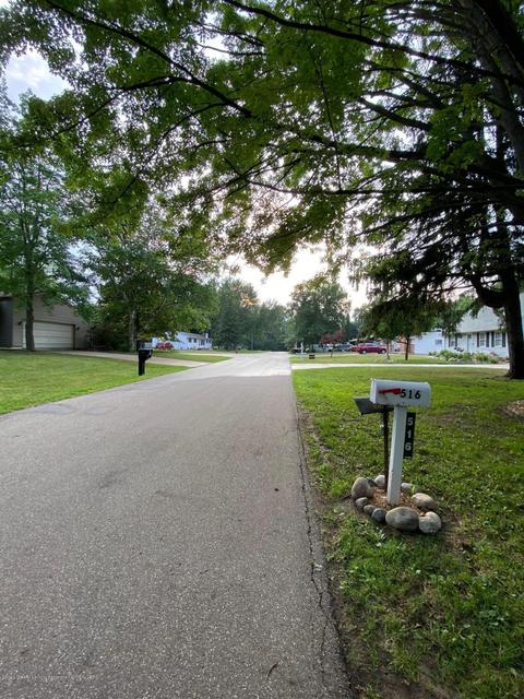516 Oakdale Dr, Haslett, MI 48840 photo 31