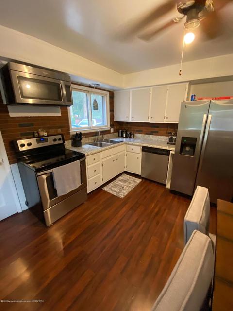 516 Oakdale Dr, Haslett, MI 48840 photo 14