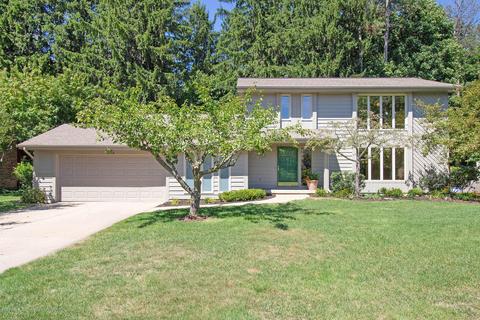 2114 Long Leaf Trl, Okemos, MI 48864 photo 1