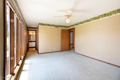 2114 Long Leaf Trl, Okemos, MI 48864 photo 22