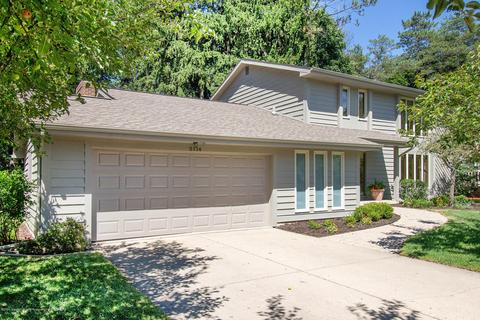 2114 Long Leaf Trl, Okemos, MI 48864 photo 2