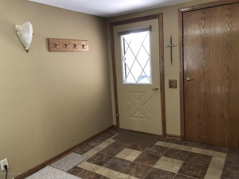 7746 S Airport Rd, Dewitt, MI 48820 photo 2