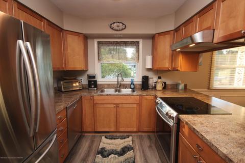 4115 Driftwood Dr, Dewitt, MI 48820 photo 8