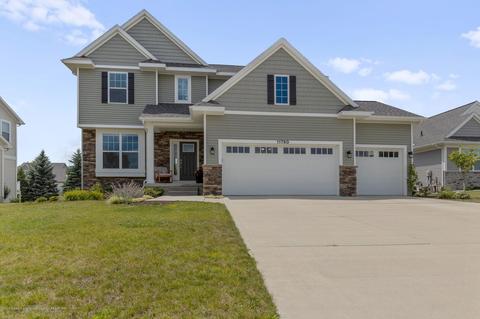 11760 Claridge Dr, Dewitt, MI 48820 photo 1