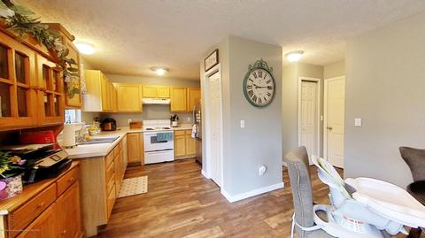 250 N Garfield St, Maple Rapids, MI 48853 photo 9