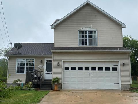 250 N Garfield St, Maple Rapids, MI 48853 photo 1