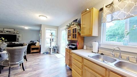 250 N Garfield St, Maple Rapids, MI 48853 photo 11