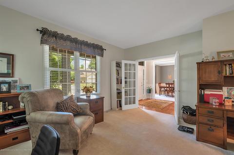 1083 Buckingham Rd, Haslett, MI 48840 photo 10
