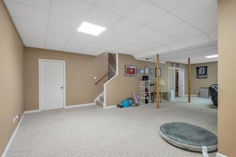 1083 Buckingham Rd, Haslett, MI 48840 photo 48
