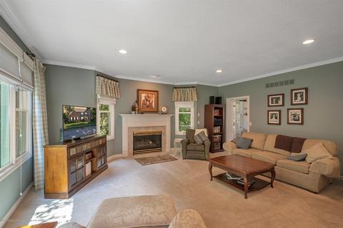 1083 Buckingham Rd, Haslett, MI 48840 photo 14