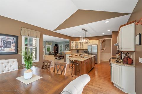 1083 Buckingham Rd, Haslett, MI 48840 photo 17