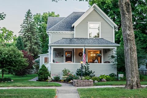 222 Elm St, Mason, MI 48854 photo 1
