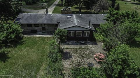 13625 Oakes Rd, Perry, MI 48872 photo 2