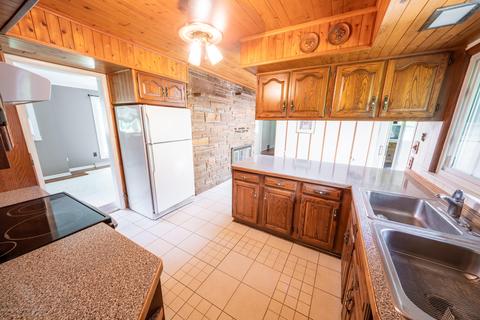 13625 Oakes Rd, Perry, MI 48872 photo 11