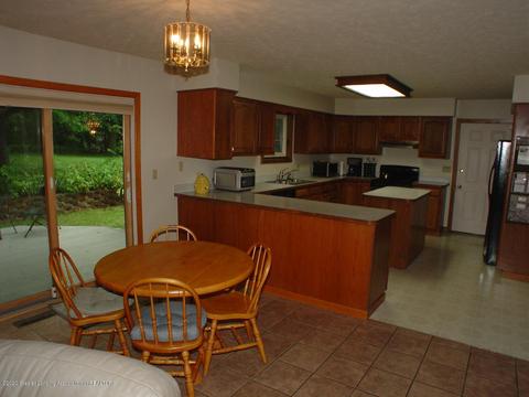 707 Larchmont St, Dewitt, MI 48820 photo 8