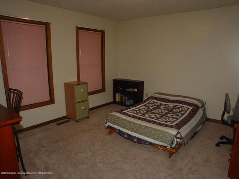 707 Larchmont St, Dewitt, MI 48820 photo 32