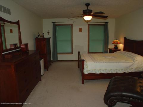 707 Larchmont St, Dewitt, MI 48820 photo 22
