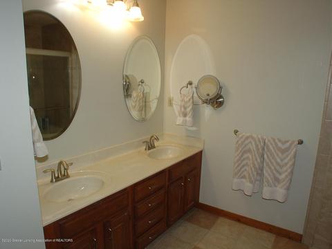 707 Larchmont St, Dewitt, MI 48820 photo 25