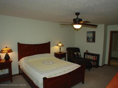 707 Larchmont St, Dewitt, MI 48820 photo 23
