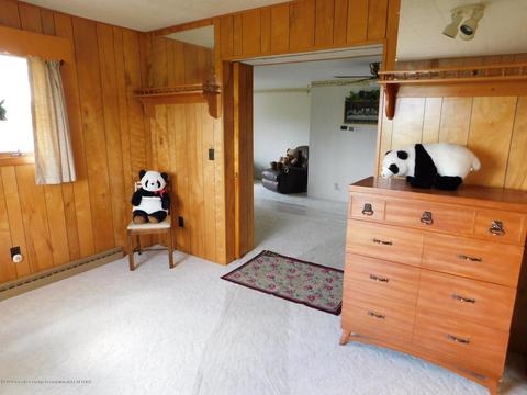 381 N Eifert Rd, Mason, MI 48854 photo 3