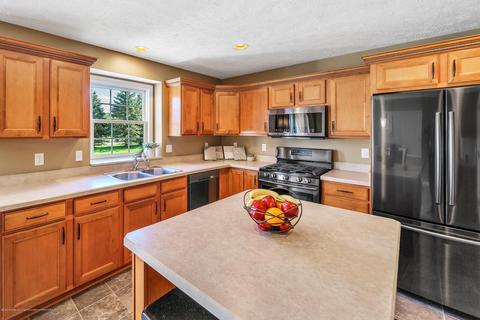 12958 Paradise Dr, Dewitt, MI 48820 photo 14