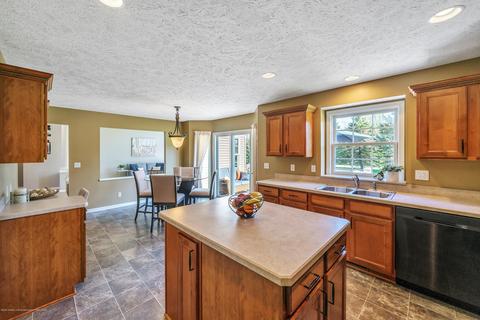 12958 Paradise Dr, Dewitt, MI 48820 photo 13