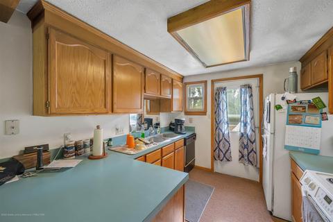 6750 W Lovejoy Rd, Perry, MI 48872 photo 37