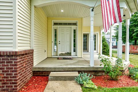 2196 Beechnut Trl, Holt, MI 48842 photo 3