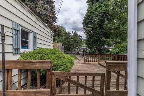 2215 Alpha St, Lansing, MI 48910 photo 25