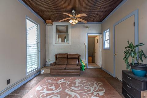 2215 Alpha St, Lansing, MI 48910 photo 23