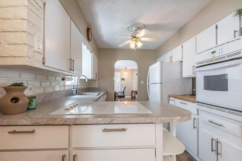2215 Alpha St, Lansing, MI 48910 photo 12