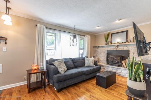 2215 Alpha St, Lansing, MI 48910 photo 6