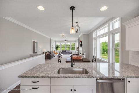 5270 E Hawk Hollow Dr, Bath, MI 48808 photo 15
