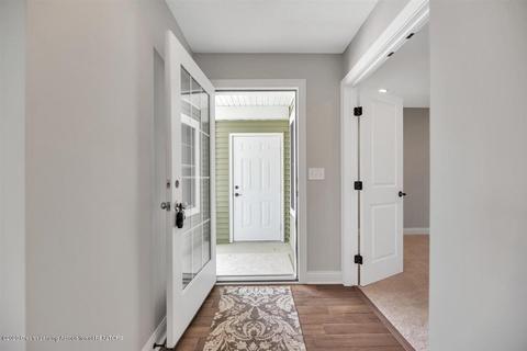 5270 E Hawk Hollow Dr, Bath, MI 48808 photo 6