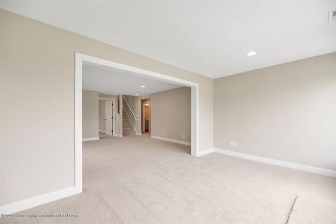 5270 E Hawk Hollow Dr, Bath, MI 48808 photo 32