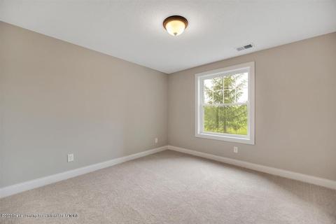 5270 E Hawk Hollow Dr, Bath, MI 48808 photo 35