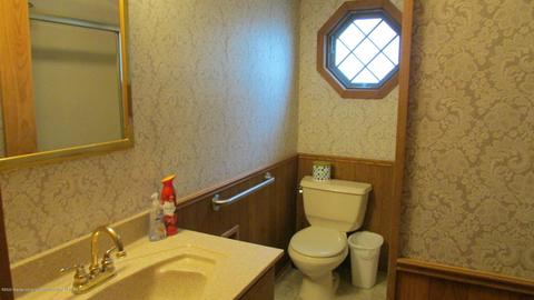 437 E Ash St, Mason, MI 48854 photo 18