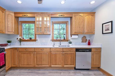 4758 Cornell Rd, Okemos, MI 48864 photo 15