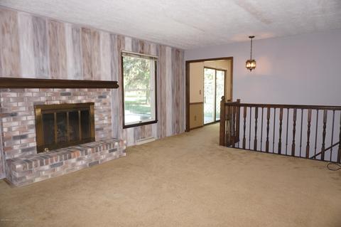 213 Westbrook, Dewitt, MI 48820 photo 4