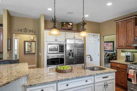 1514 Stauffer Ln, Dewitt, MI 48820 photo 19