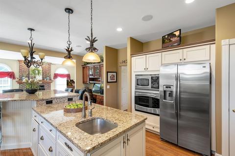 1514 Stauffer Ln, Dewitt, MI 48820 photo 13