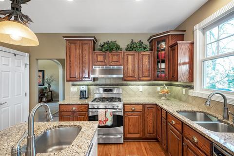 1514 Stauffer Ln, Dewitt, MI 48820 photo 14