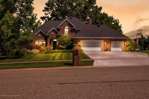1514 Stauffer Ln, Dewitt, MI 48820 photo 1