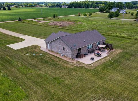 3175 E Wildcat Rd, Saint Johns, MI 48879 photo 3