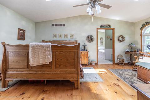 10470 W Clark Rd, Eagle, MI 48822 photo 39