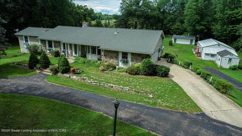 10470 W Clark Rd, Eagle, MI 48822 photo 2