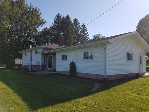 210 E Maple St, Elsie, MI 48831 photo 41