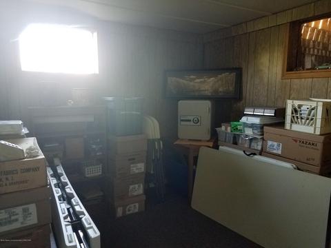 210 E Maple St, Elsie, MI 48831 photo 39