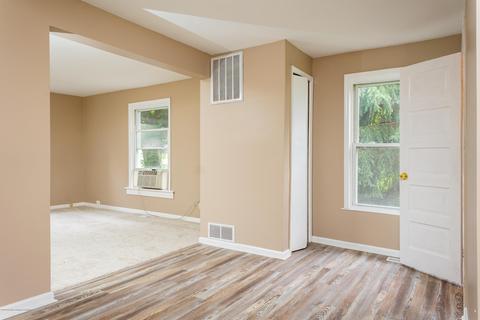 13580 Walnut St, Bath, MI 48808 photo 7